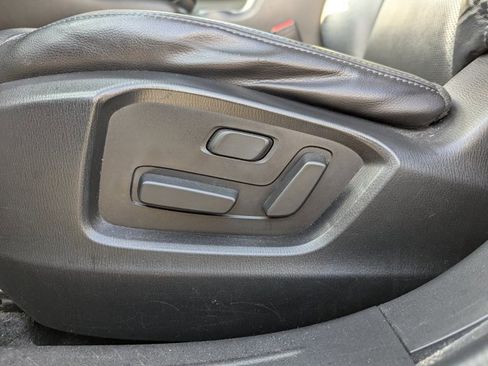 Used 2018 MAZDA CX-9 Touring w/ Touring Premium Package image 10