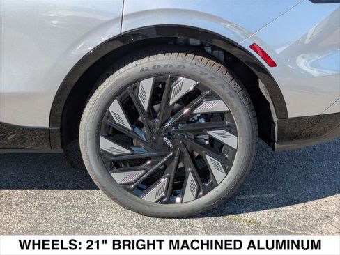 New 2026 Lincoln Nautilus Reserve w/ Jet Appearance Package image 6