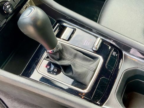 Used 2024 Jeep Compass Latitude image 42