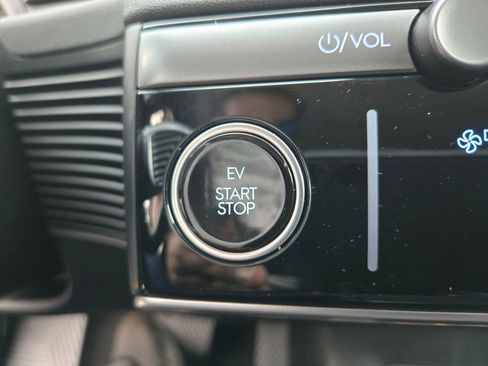 New 2026 Hyundai Ioniq 5 SE image 16