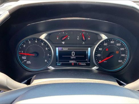 Used 2018 Chevrolet Equinox Premier FWD image 10