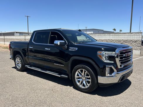 Used 2021 GMC Sierra 1500 SLT w/ SLT Premium Plus Package AWD/4WD image 6