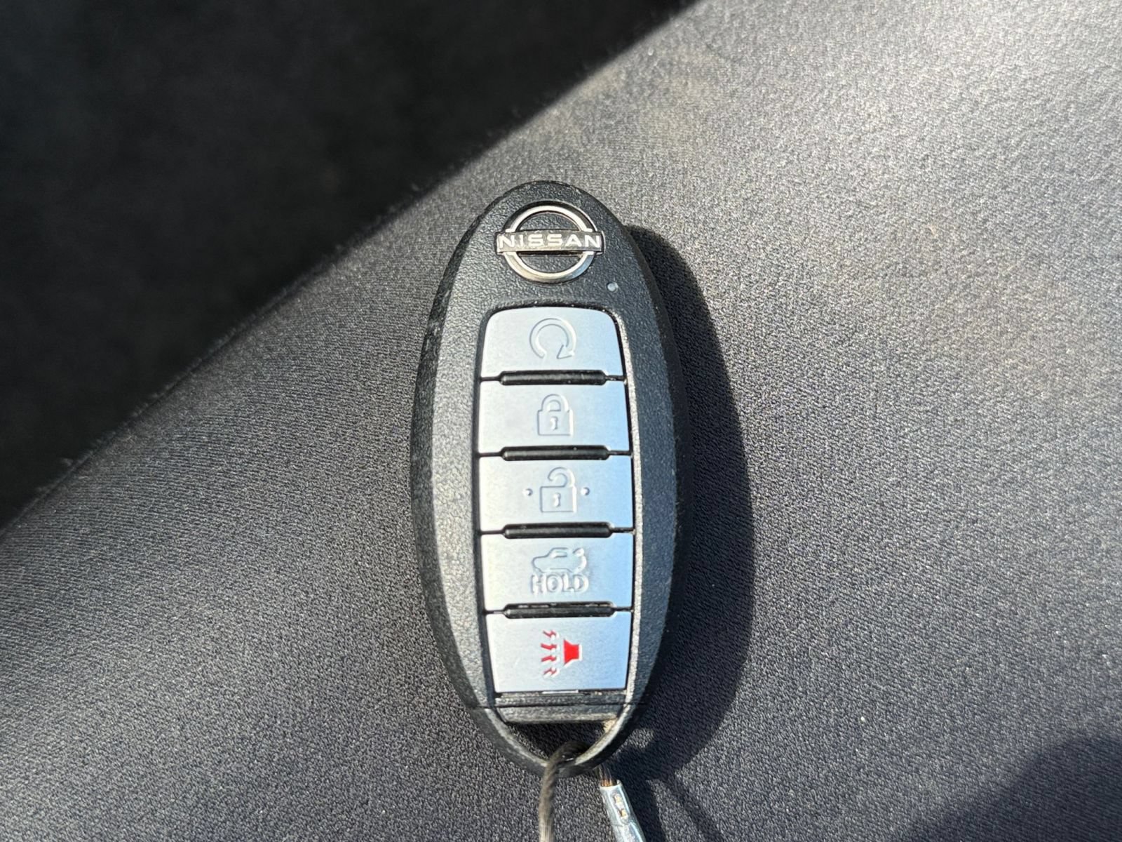 Used 2025 Nissan Altima 2.5 SV FWD image 19