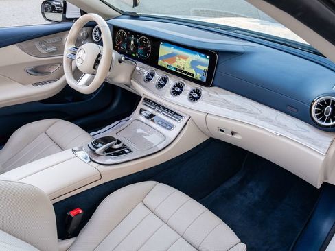 Used 2023 Mercedes-Benz E 450 Cabriolet image 27