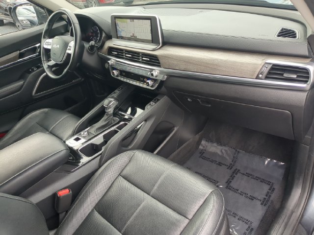 Used 2022 Kia Telluride EX w/ EX Premium Package FWD image 13