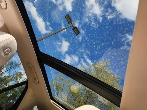 Used 2022 Mercedes-Benz GLE 350 4MATIC image 9