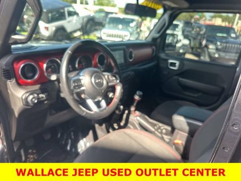 Used 2019 Jeep Wrangler Unlimited Rubicon AWD/4WD image 13