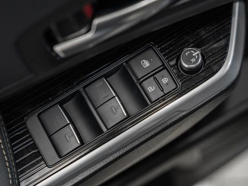 New 2026 Toyota Sienna XLE Woodland Edition image 40