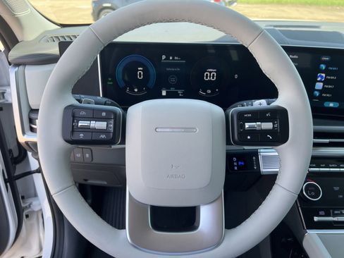 New 2026 Hyundai Santa Fe SE FWD image 12