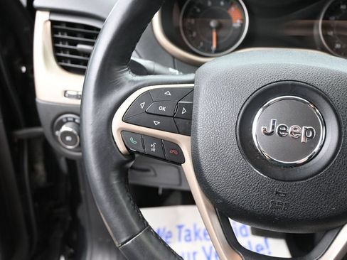 Used 2016 Jeep Cherokee Limited AWD/4WD image 26