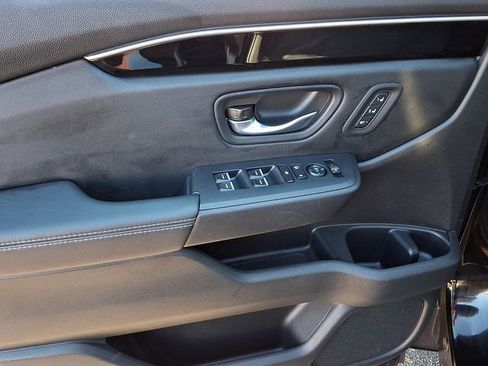 Certified 2024 Honda Pilot EX-L image 13
