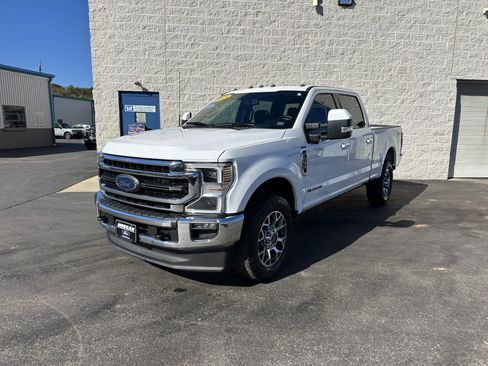 Used 2021 Ford F250 Lariat w/ Lariat Ultimate Package image 3