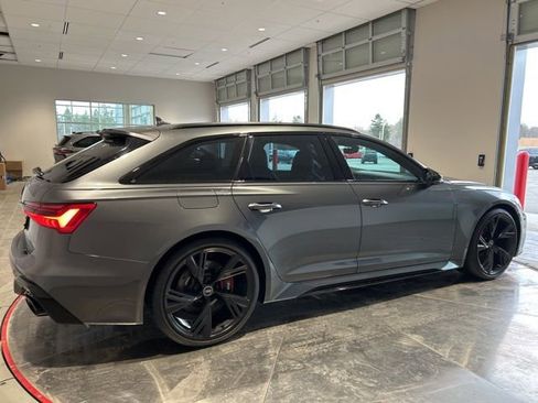 Used 2021 Audi RS 6 w/ Executive Package AWD/4WD image 8