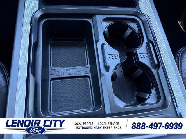 Used 2025 Ford F250 Lariat w/ Lariat Ultimate Package AWD/4WD image 28