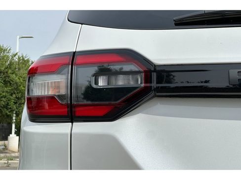 Used 2023 Honda Pilot Touring image 51