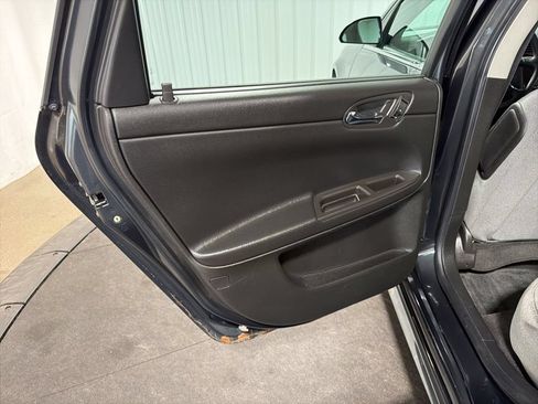 Used 2014 Chevrolet Impala Limited LS FWD image 17