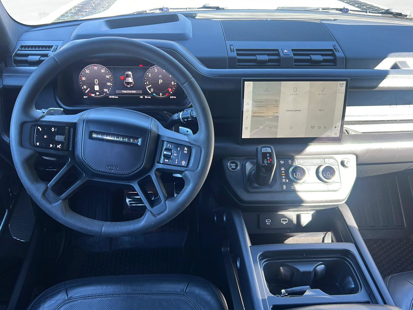 Used 2023 Land Rover Defender 110 V8 AWD/4WD image 9