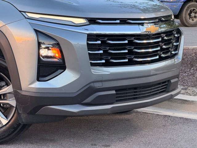 Used 2026 Chevrolet Equinox LT w/ Convenience Package II FWD image 3