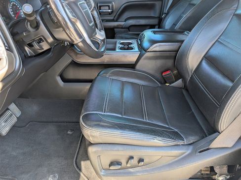 Used 2019 GMC Sierra 2500 Denali w/ Duramax Plus Package image 10