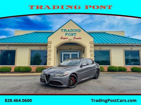 Used 2018 Alfa Romeo Giulia Ti Sport w/ Quick Order Package 22S Sport AWD/4WD image 1