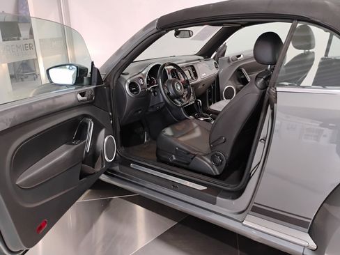 Used 2013 Volkswagen Beetle 2.5 image 10