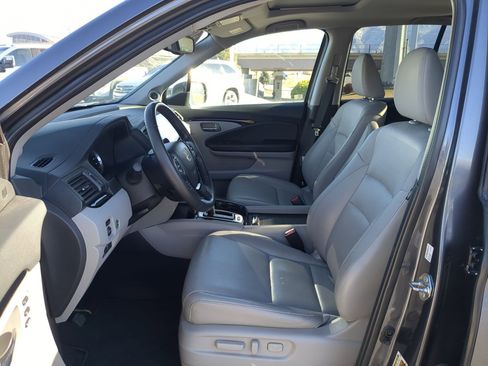 Used 2018 Honda Ridgeline RTL-E image 17