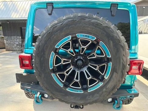 Used 2020 Jeep Wrangler Unlimited Rubicon AWD/4WD image 13