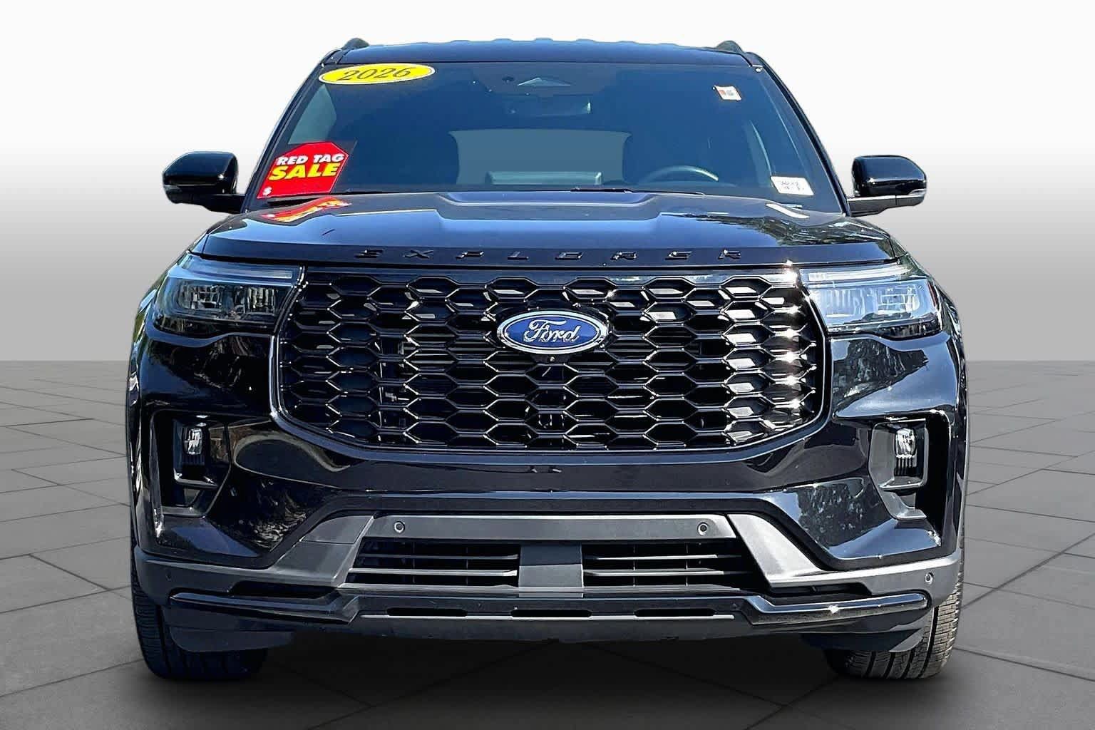 Used 2026 Ford Explorer ST-Line w/ ST-Line Street Pack RWD image 4