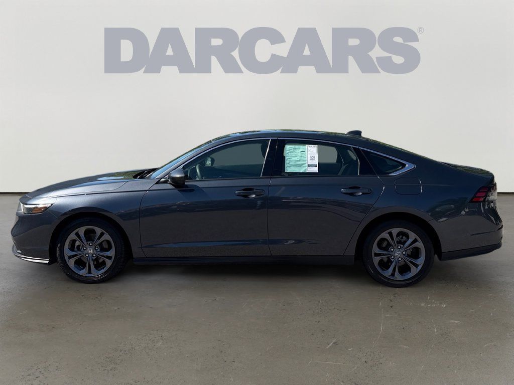 Used 2024 Honda Accord EX image 4