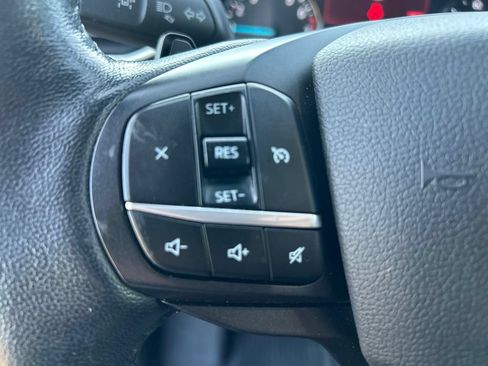 Used 2020 Ford Explorer XLT w/ Equipment Group 202A AWD/4WD image 14