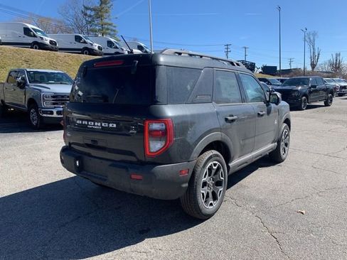 New 2026 Ford Bronco Sport Outer Banks w/ Outer Banks Tech Package+ AWD/4WD image 9
