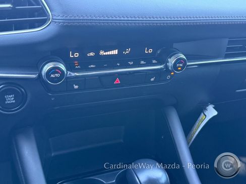 Used 2025 MAZDA MAZDA3 s image 24