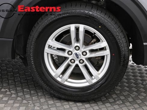 Used 2023 Ford Explorer XLT w/ Equipment Group 202A image 33