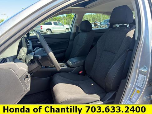 Certified 2024 Honda Accord EX image 22