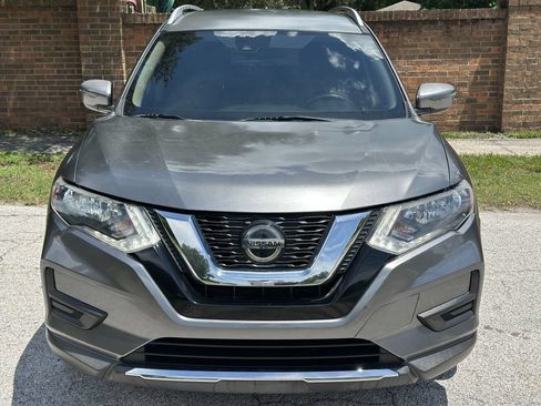 Used 2020 Nissan Rogue SV FWD image 3