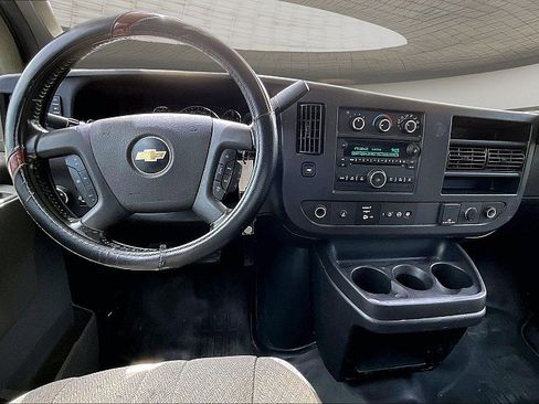 Used 2020 Chevrolet Express 2500 Extended w/ Communications Package RWD image 4