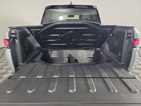 Used 2023 Rivian R1T Adventure image 15