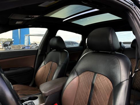 Used 2019 Kia Optima SX w/ SX Limited (Bronze) Package image 19