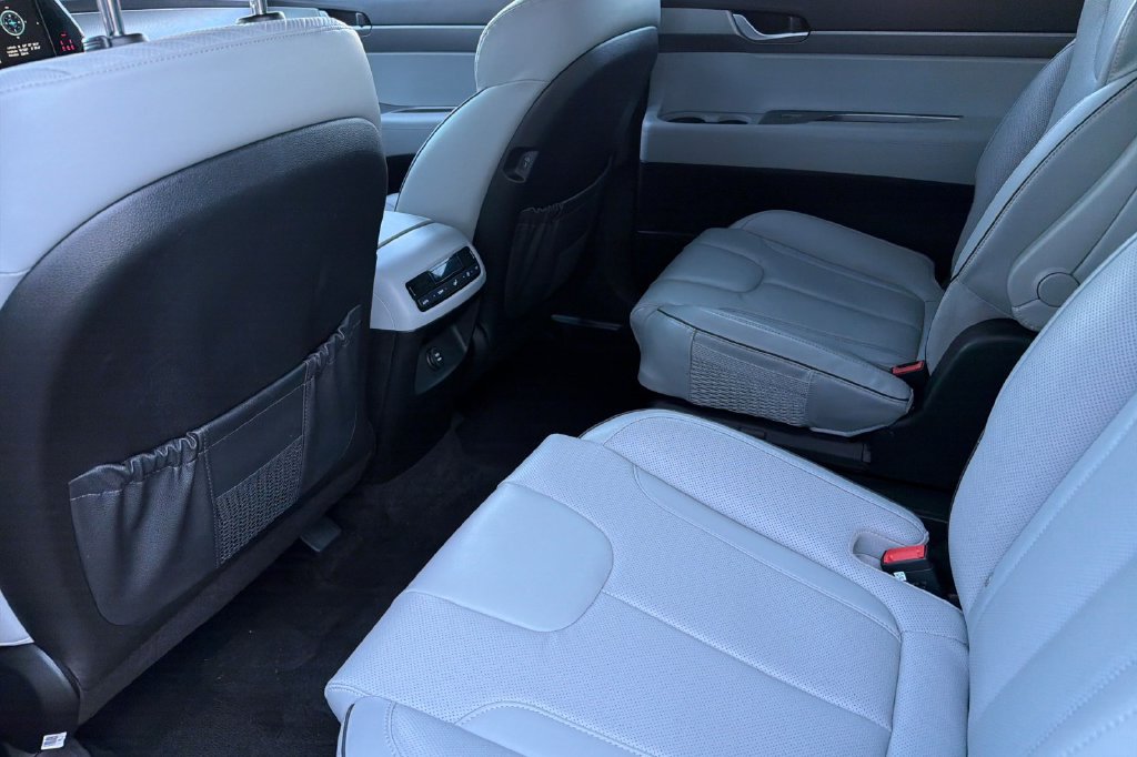 Used 2024 Hyundai Palisade SEL AWD/4WD image 9
