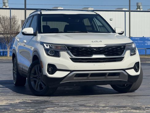 Used 2023 Kia Seltos S image 5