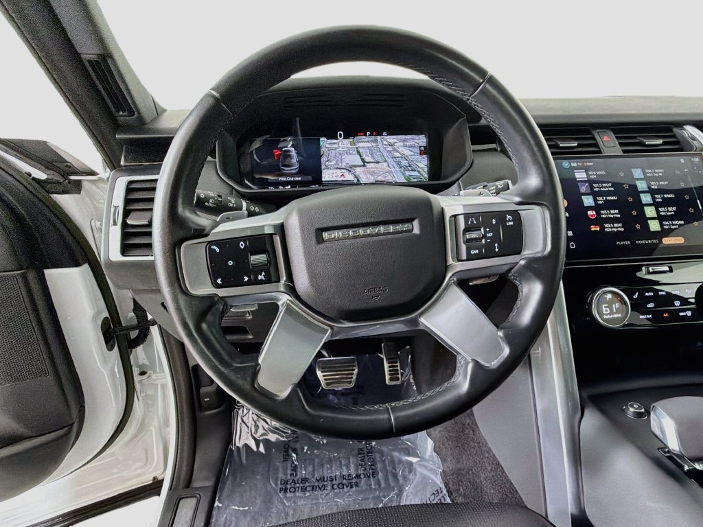 Certified 2023 Land Rover Discovery S R-Dynamic AWD/4WD image 11