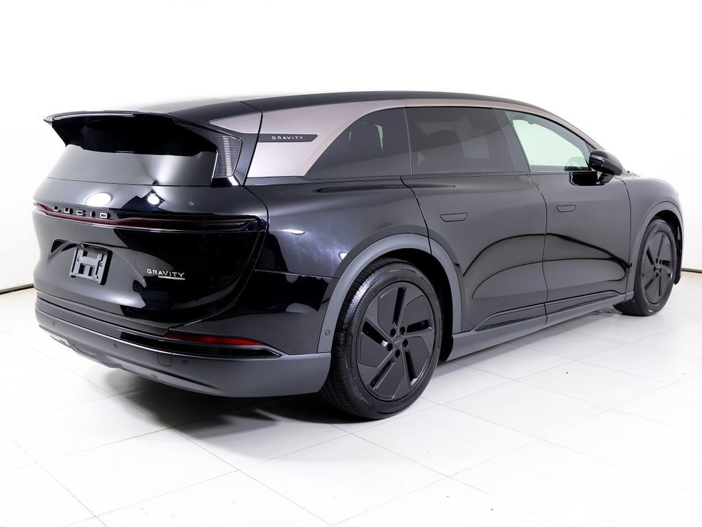 Used 2026 Lucid Gravity Grand Touring AWD/4WD image 34
