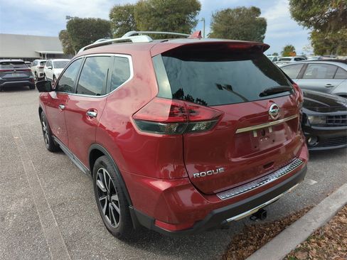 Used 2020 Nissan Rogue SL w/ Premium Package image 3