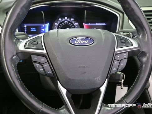 Used 2013 Ford Fusion SE image 5