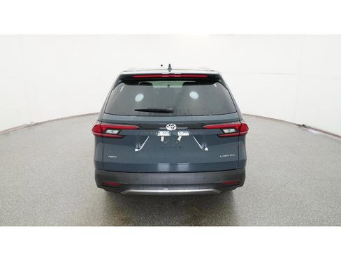 New 2026 Toyota Grand Highlander Limited image 7