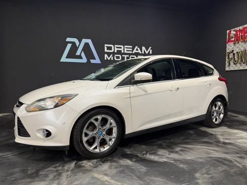 Used 2012 Ford Focus Titanium FWD image 1
