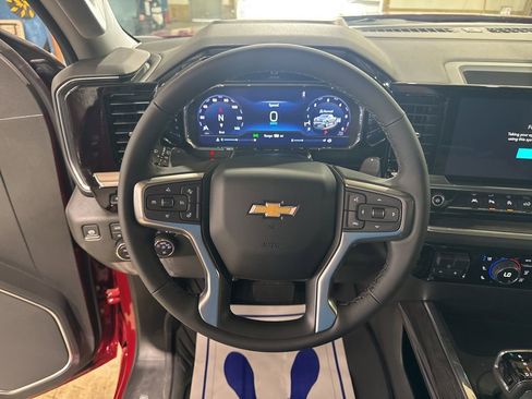 New 2025 Chevrolet Silverado 1500 LTZ w/ LTZ Premium Package AWD/4WD image 24