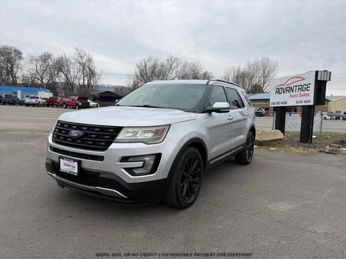 Used 2016 Ford Explorer Limited AWD/4WD image 3
