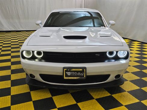 Used 2017 Dodge Challenger R/T w/ Blacktop Package image 8