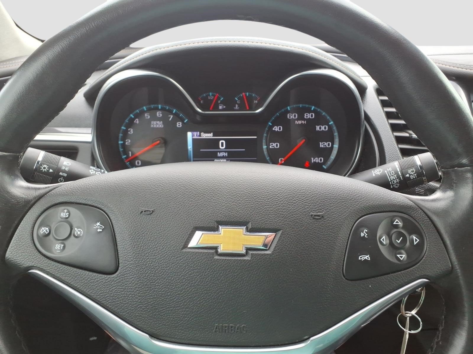 Used 2014 Chevrolet Impala LT w/ Premium Seating Package FWD image 23
